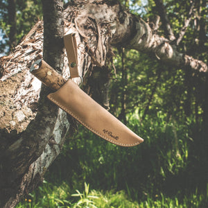 Roselli's Finnish handmade full tang knife made of UHC steel and curly birch handle. 