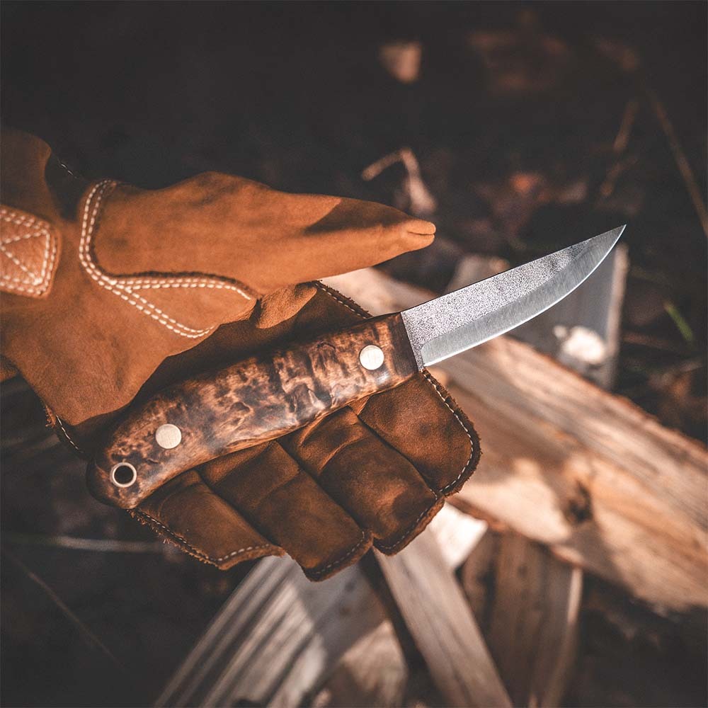 Outdoor Knives for Hunting, Fishing and Bushcraft | Roselli Finland