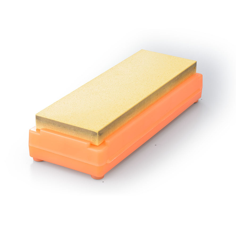 The Shapton Kuromaku #1000 is the most versatile stone in the range. If you own only one sharpening stone, #1000 is the practical choice. It restores dull edges and keeps knives consistently sharp in daily use.